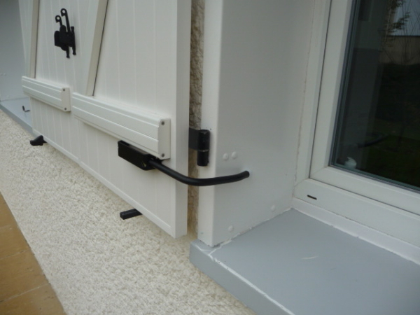 Bloque Volet Noir - Droit Standard pour Volet PVC – Image 3